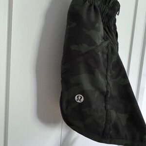 Lululemon Camo Athletic Shorts Size 4